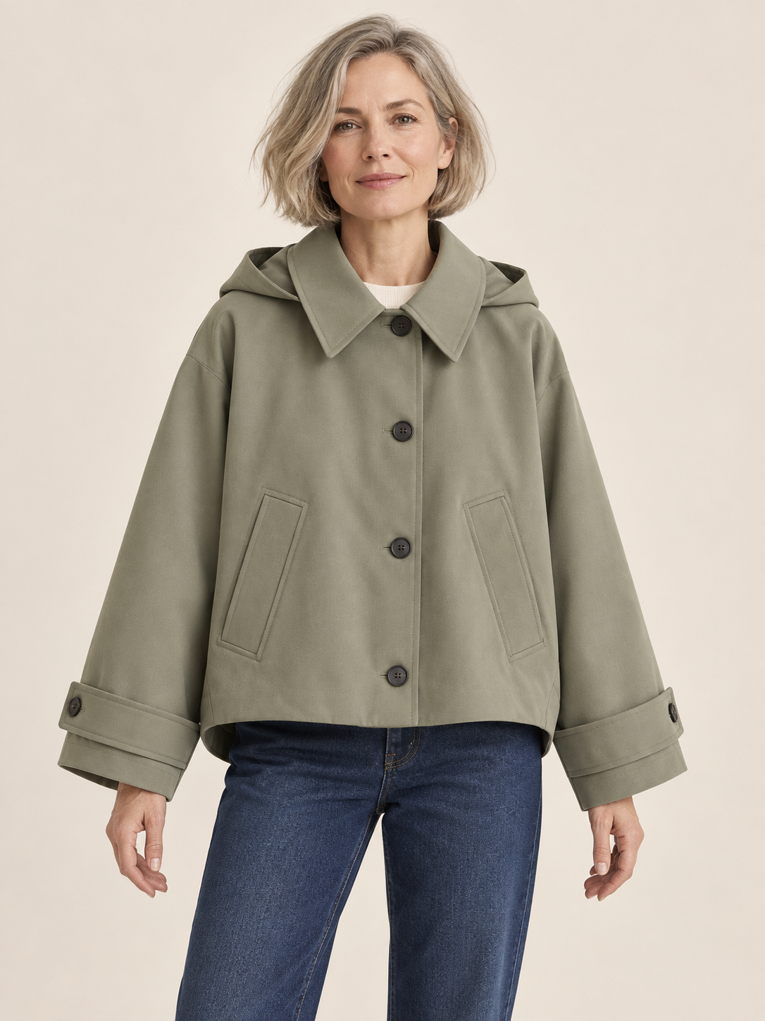 Veste courte à capuche — Madeleine