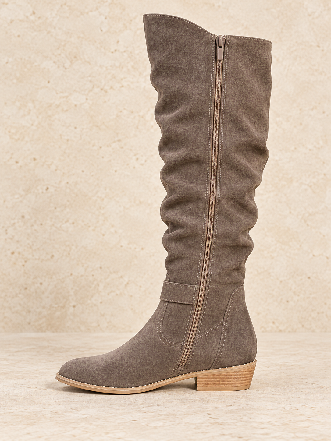 Bottes en suède à tige plissée — Émilie