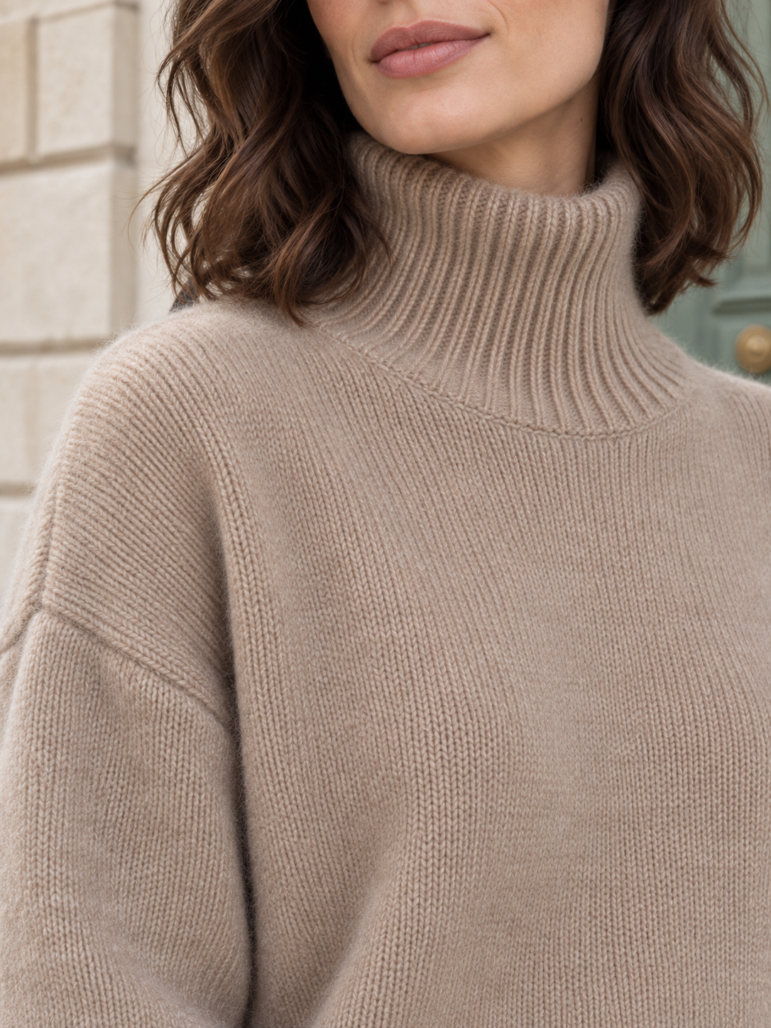 Pull en laine à col montant et poignets longs — Louise