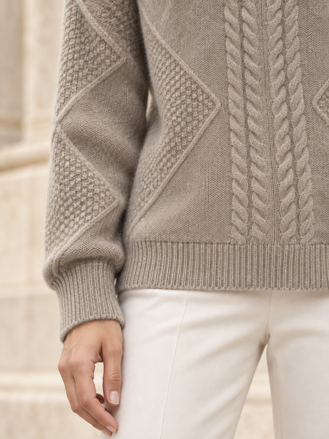 Pull en laine à motifs et col montant — Margot