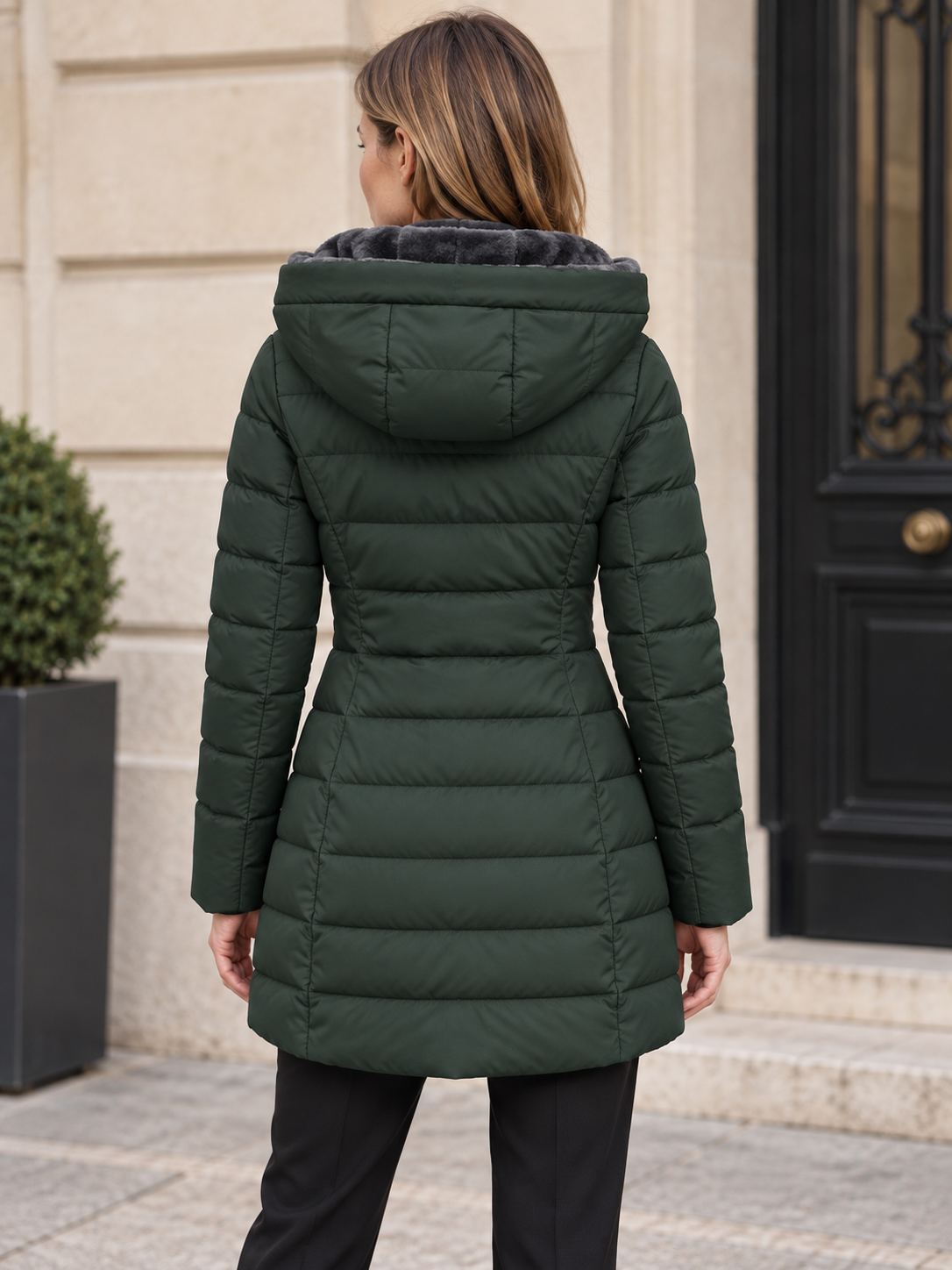 Parka impermeabile con cappuccio foderato — Eugénie