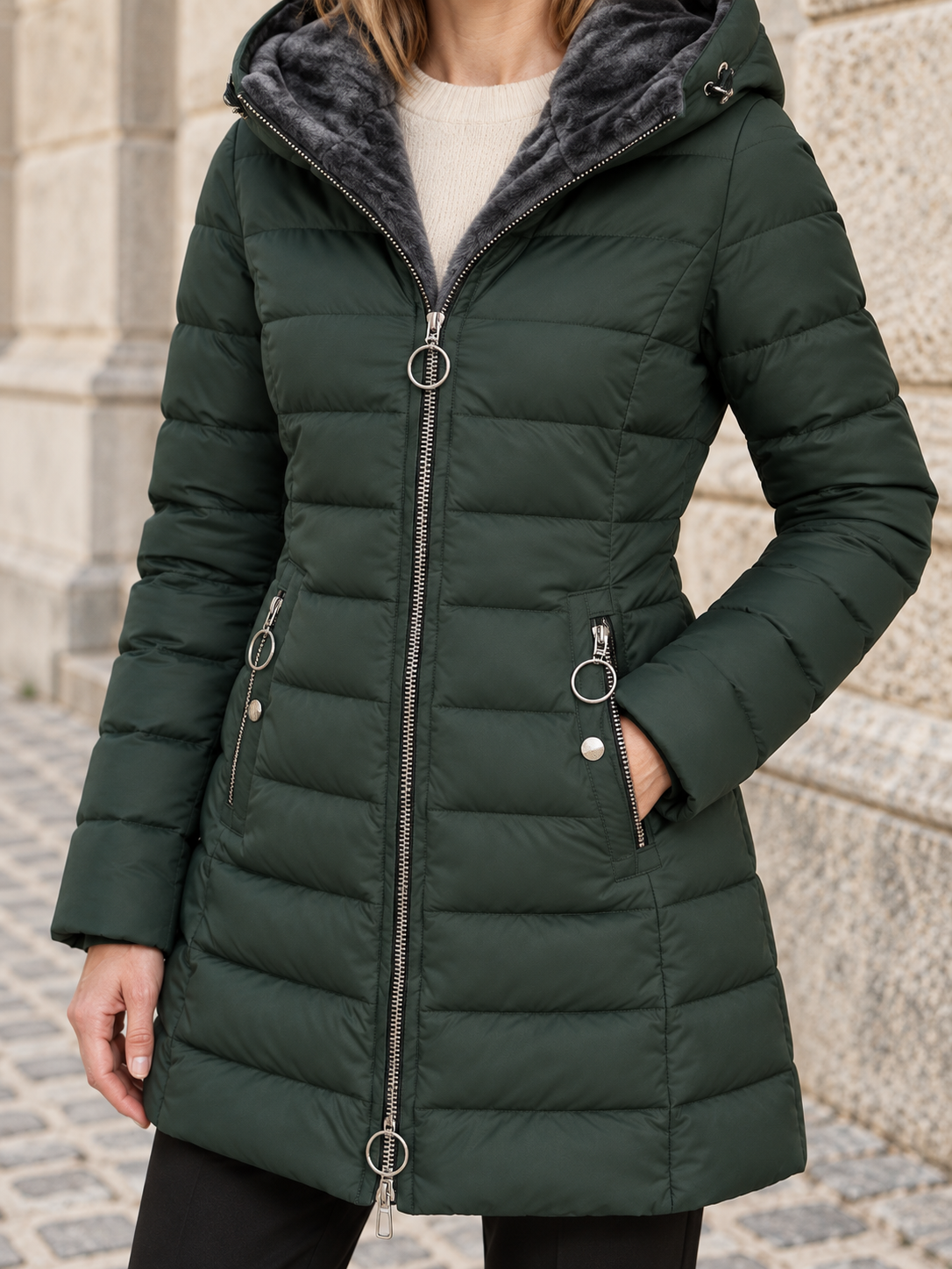 Parka impermeabile con cappuccio foderato — Eugénie